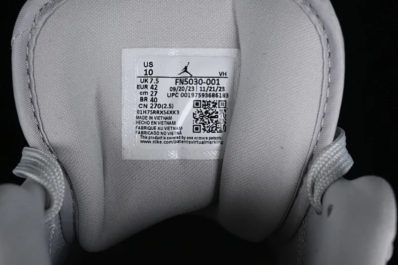 All categories Air Jordan Jordan series basketball shoes Air Jordan 1 Low Z version Air Jordan 1 Low "Metallic Silver" AJ1 Joe 1 liquid silver low-top cultural casual sneakers FN5030-001